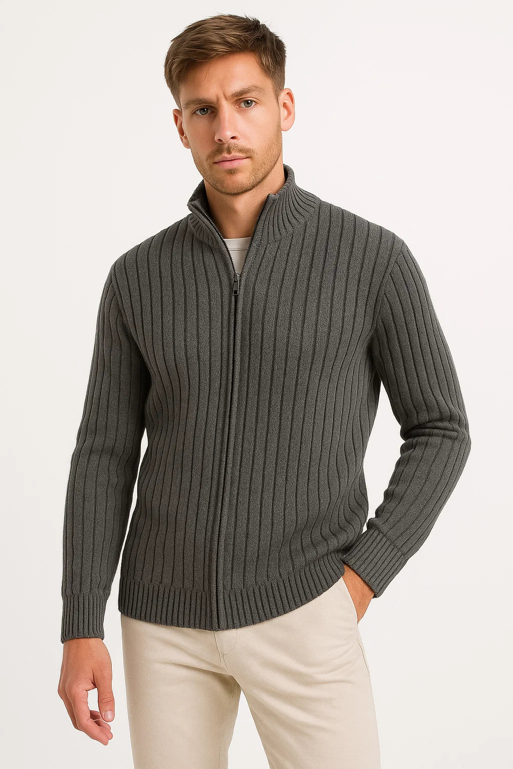 Herren Cardigan aus grauem Rippstrick – Leichtgewicht mit lässigem und formellem Design