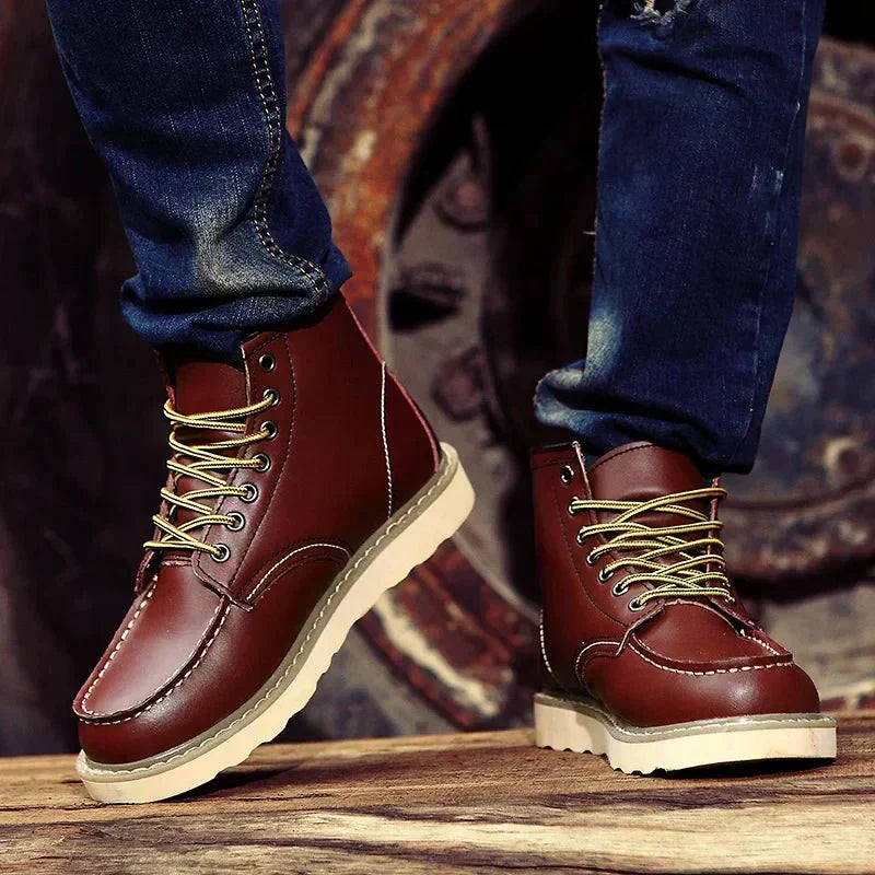 Herren Schnür-Stiefel mit Moc Toe, robuster Sohle und lässigem Streetstyle