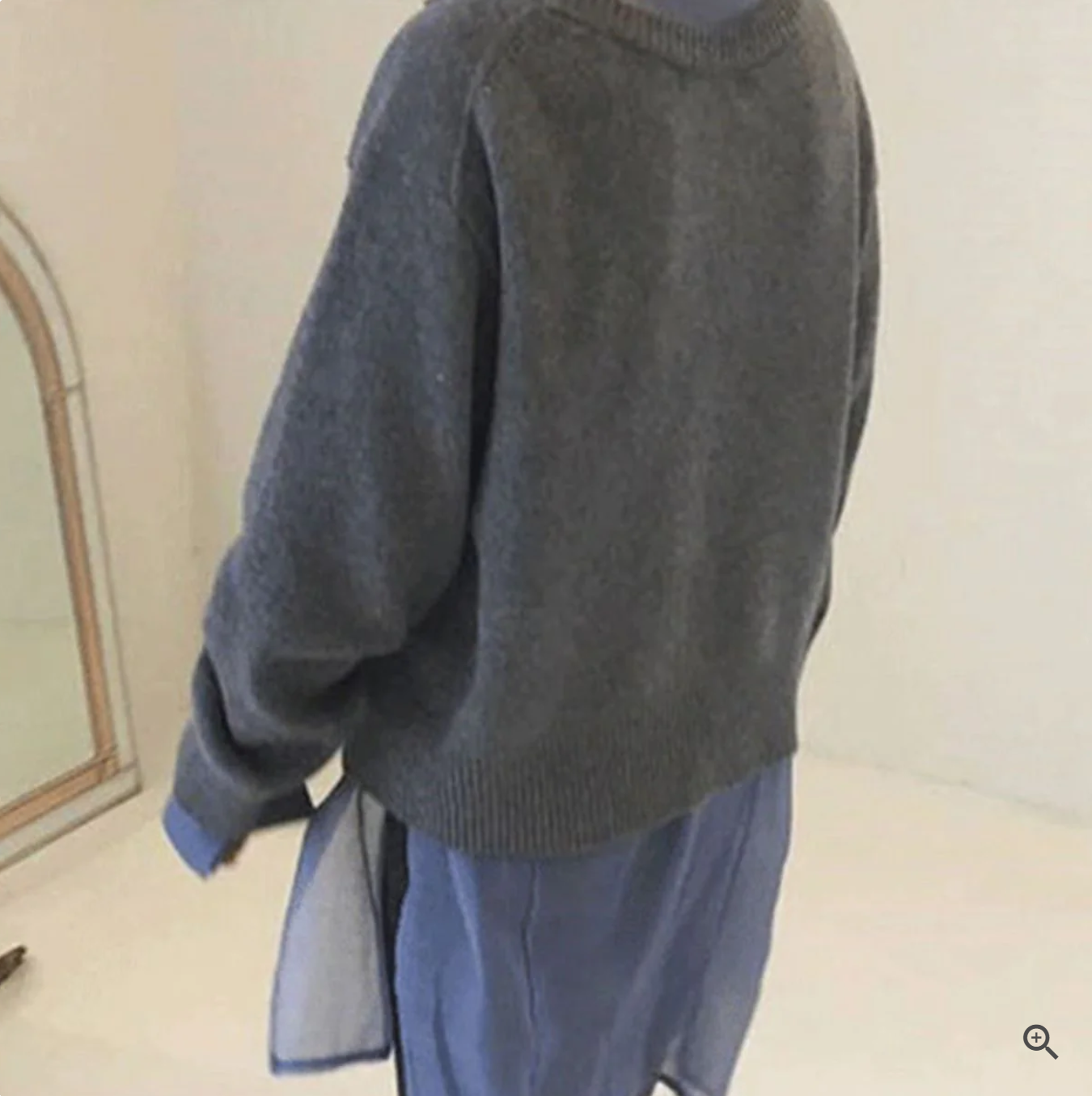 Angelana | Asymmetrischer Cardigan mit einzigartigen Knöpfen