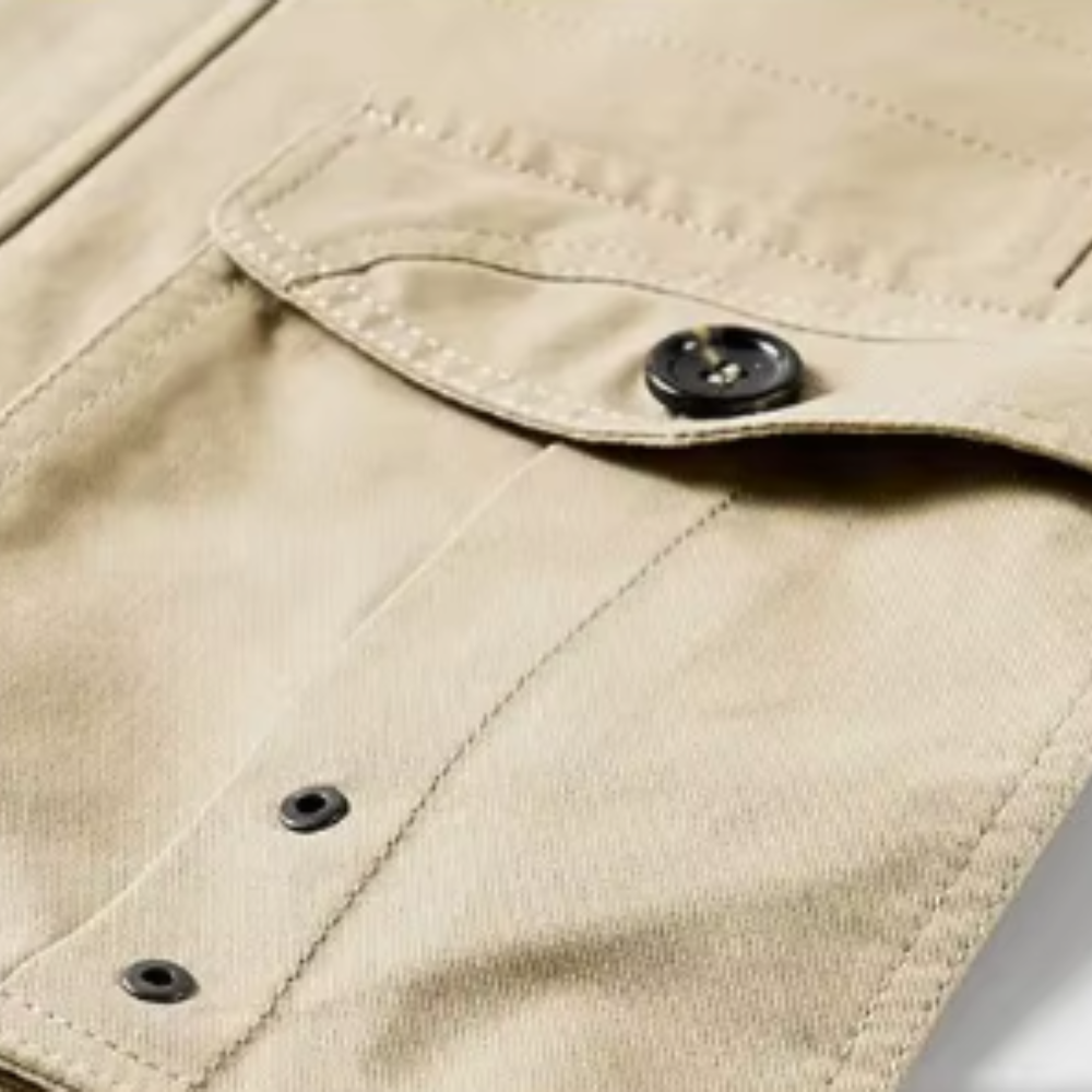 Stilvolle Jacke mit zahlreichen Taschen