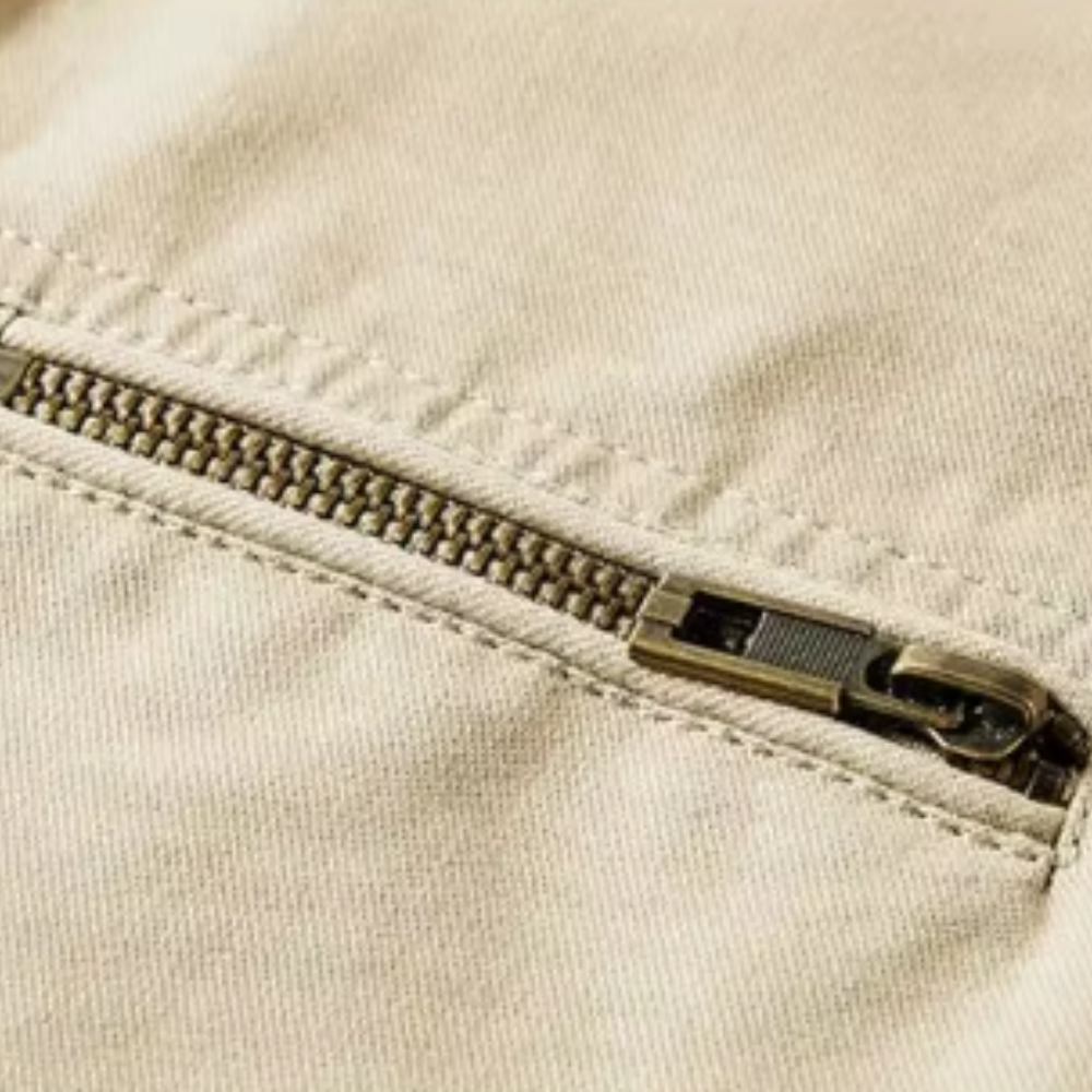 Stilvolle Jacke mit zahlreichen Taschen