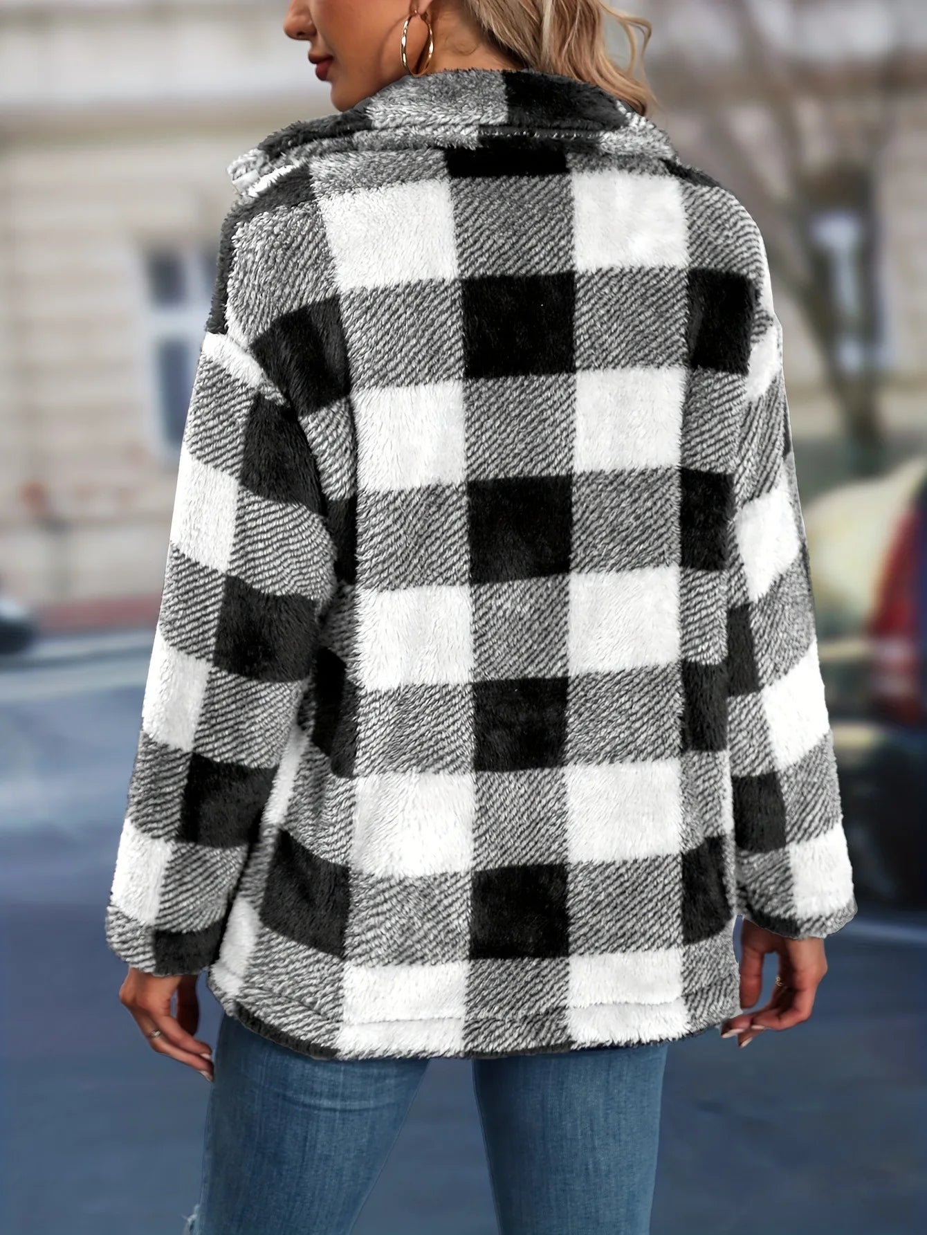 Carla | Lässige Karojacke