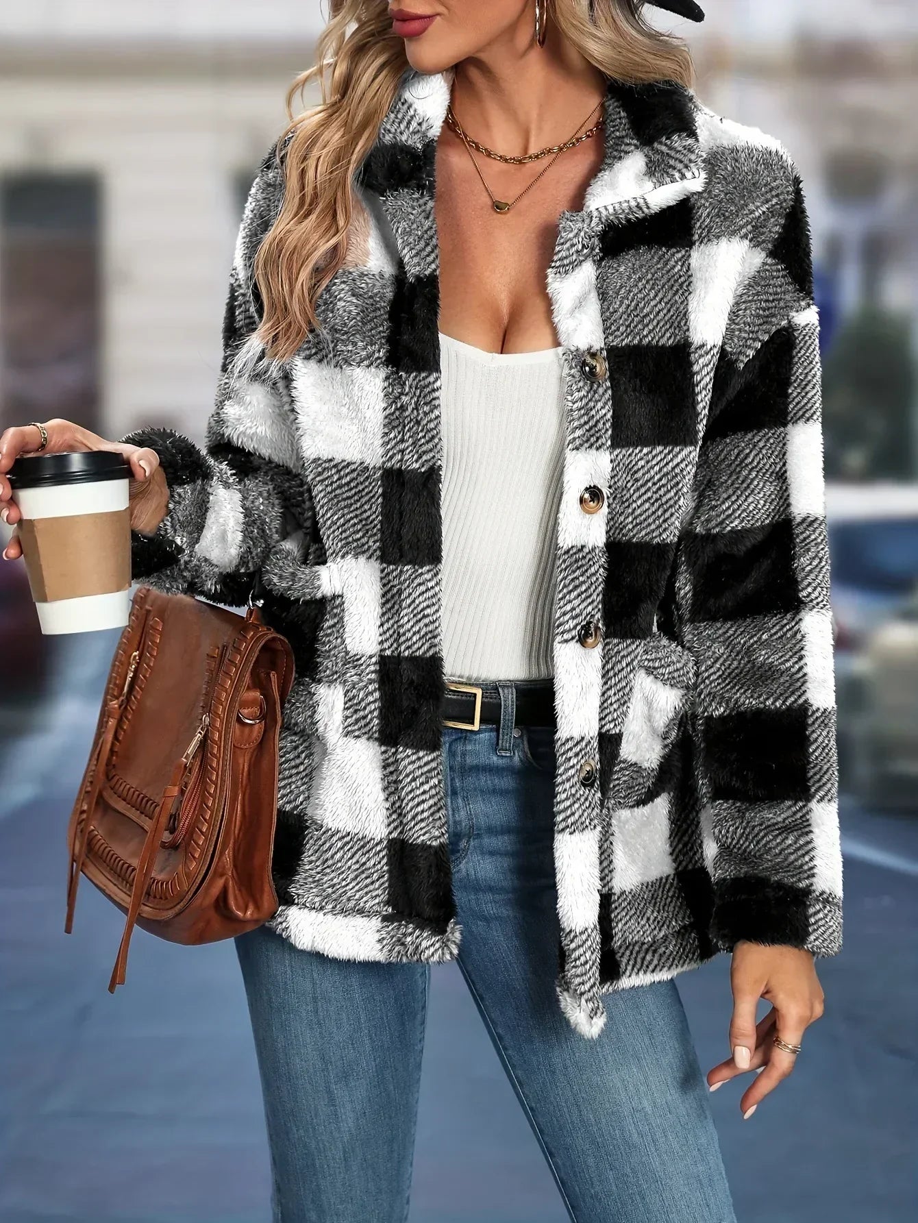 Carla | Lässige Karojacke